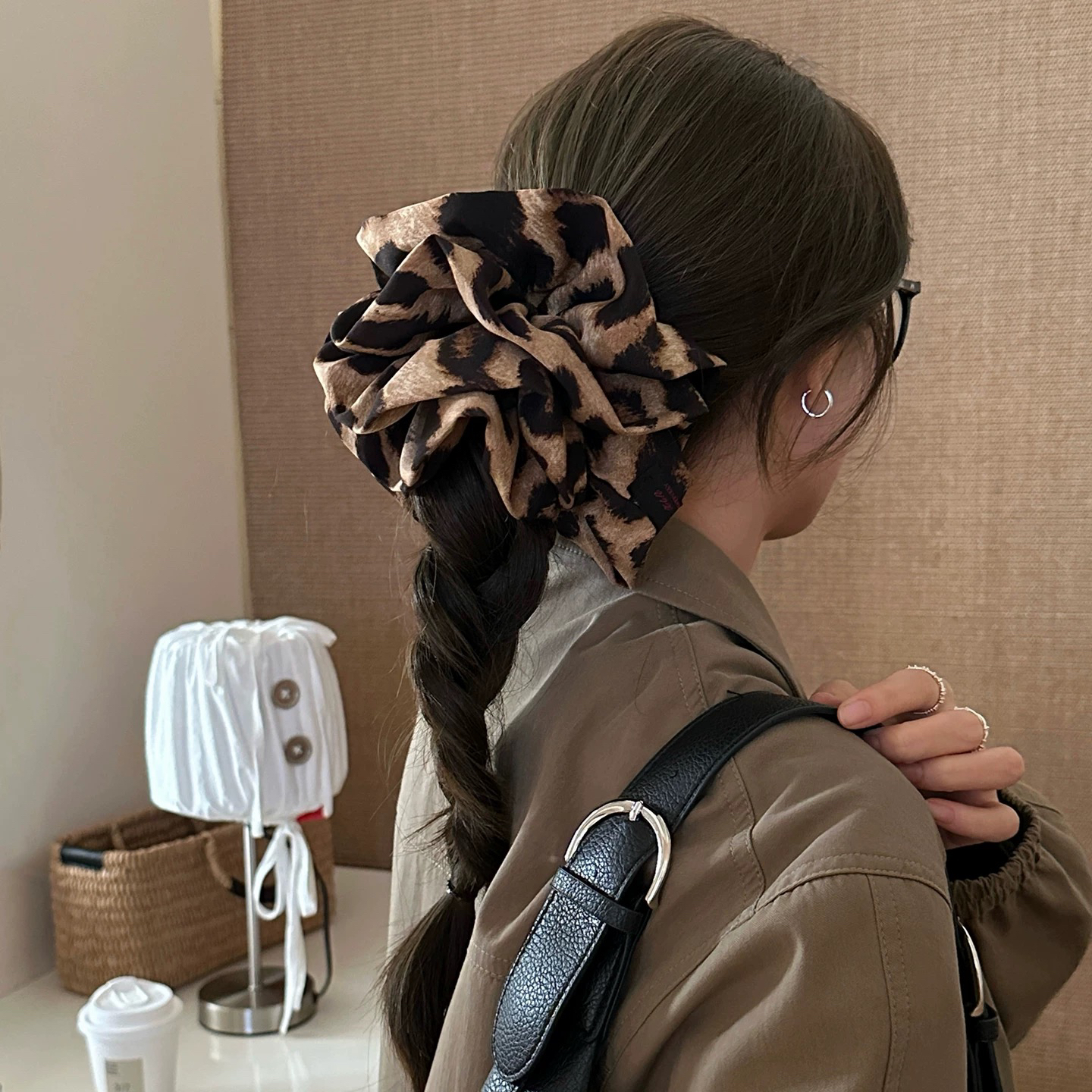 豹纹duang！重工超气质发圈女扎头发绣球发饰高级感洋气韩国头饰