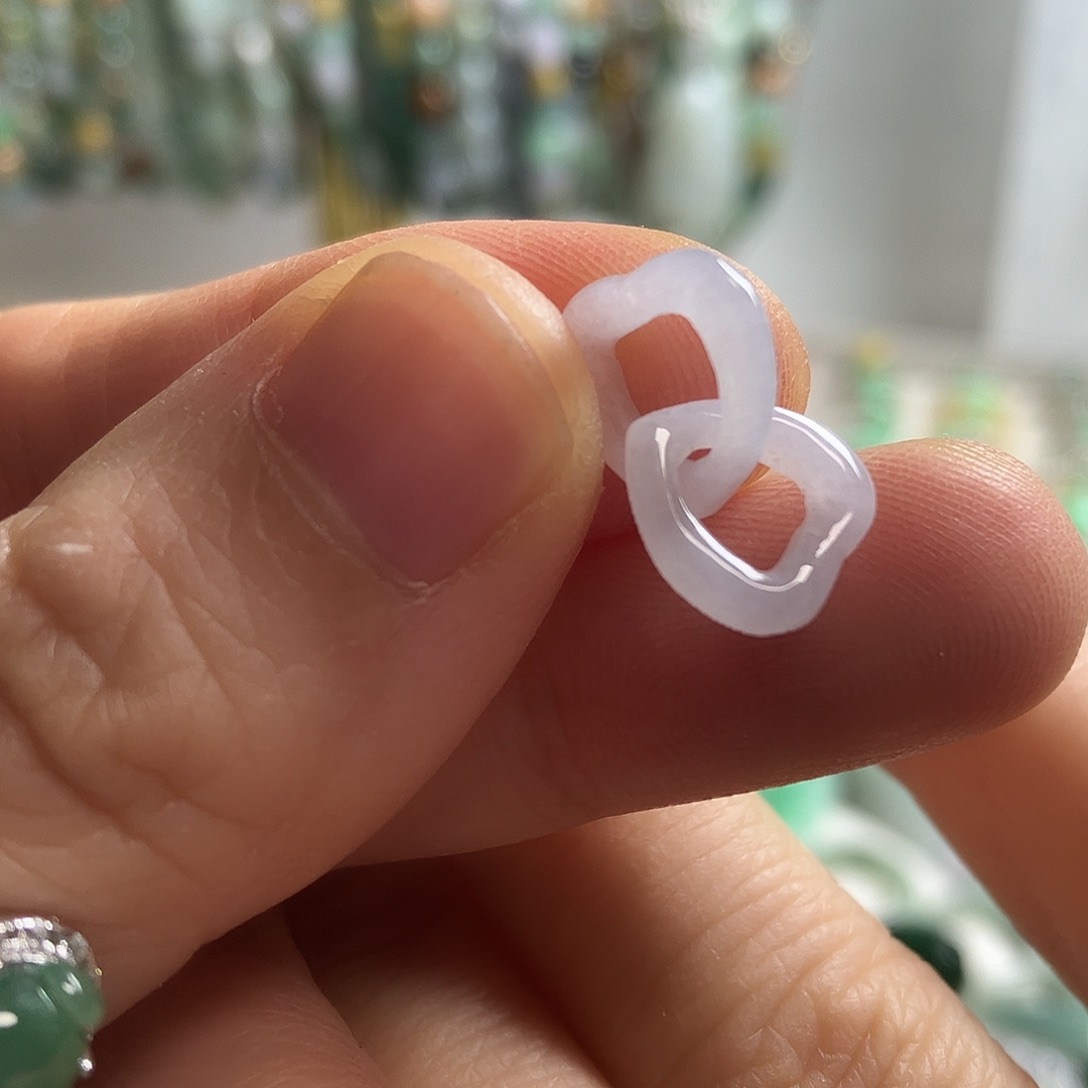 翡翠未镶嵌颈饰16心连心