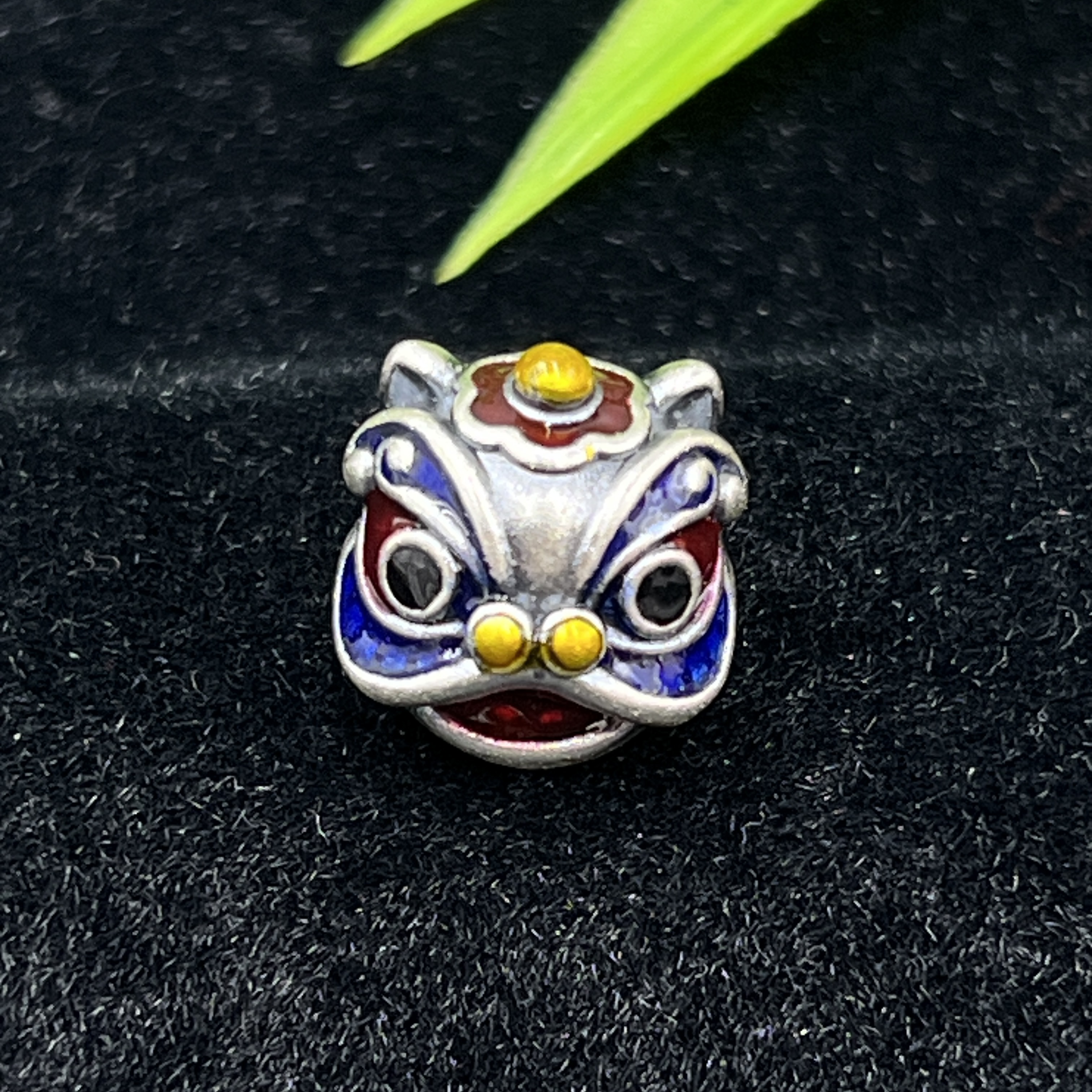 吊坠足银 【佰万银庄】足银999 醒狮头珐琅彩古法做旧通孔吊坠