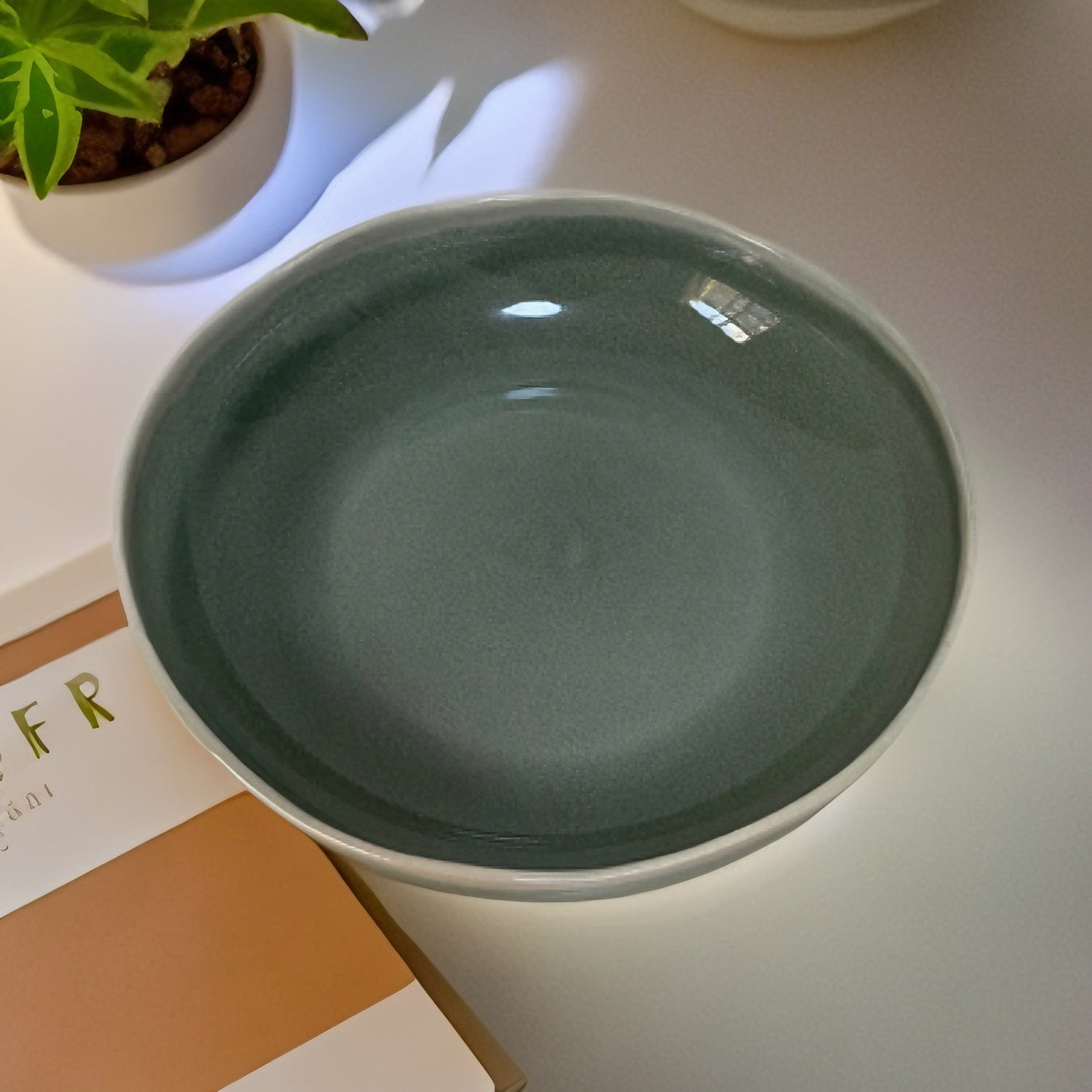 091默认微瑕 绿色陶瓷深盘8.5英寸21.59cm