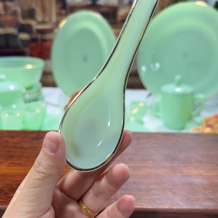 景德镇高端玉瓷单品