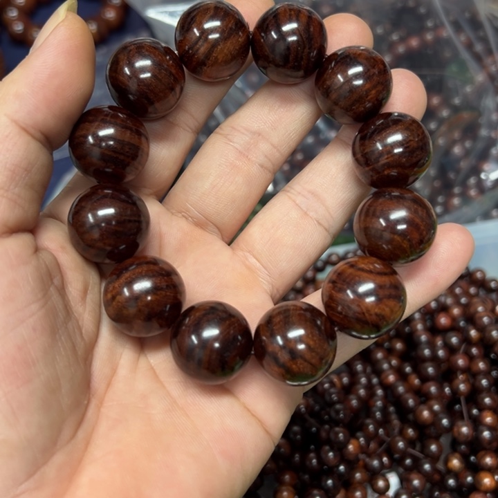 豆***y黄花梨/降香黄檀海南黄花梨2.0