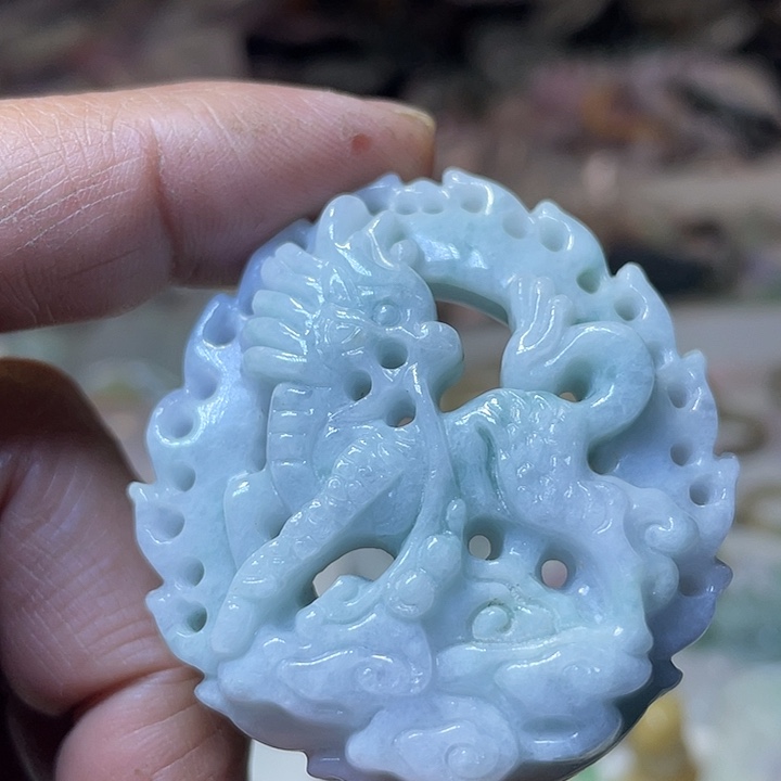 翡翠未镶嵌吊坠(不含链)麒麟