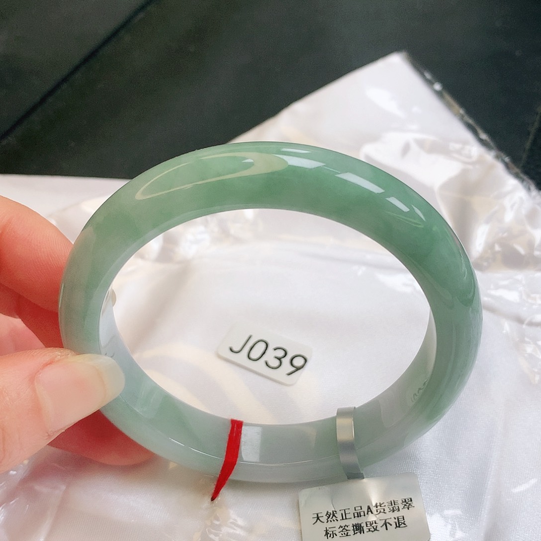【闪购商品】翡翠手镯未镶嵌缅甸天然a货翡翠