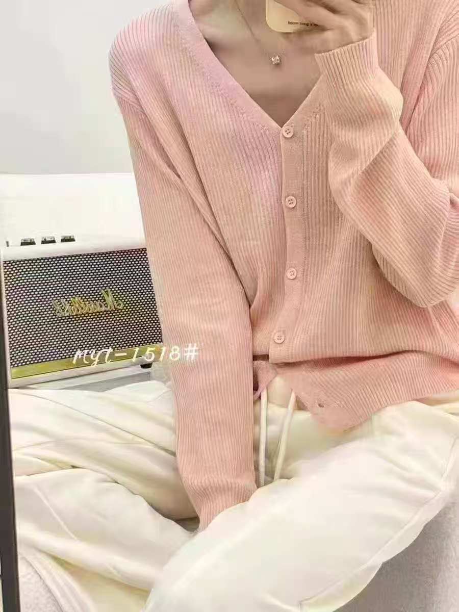 【秋日温暖】V领纯色针织开衫基础款百搭经典超气质