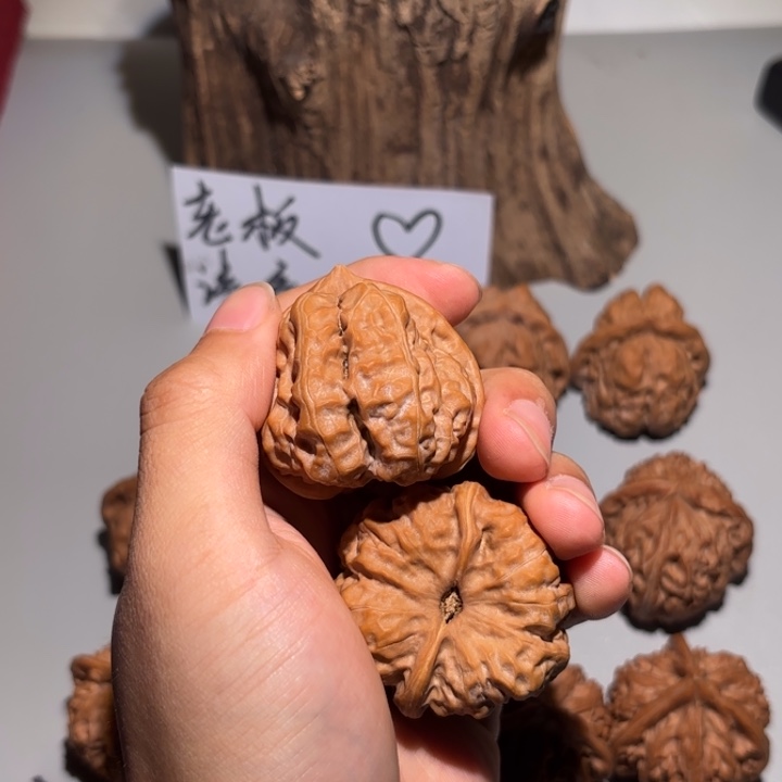 嘉***哥吊坠文玩核桃41蛤蟆头