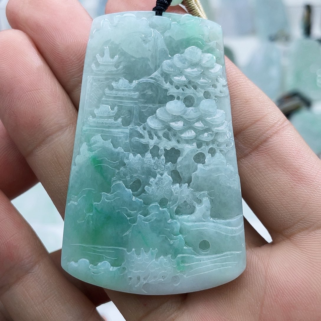 颈饰未镶嵌翡翠翡翠