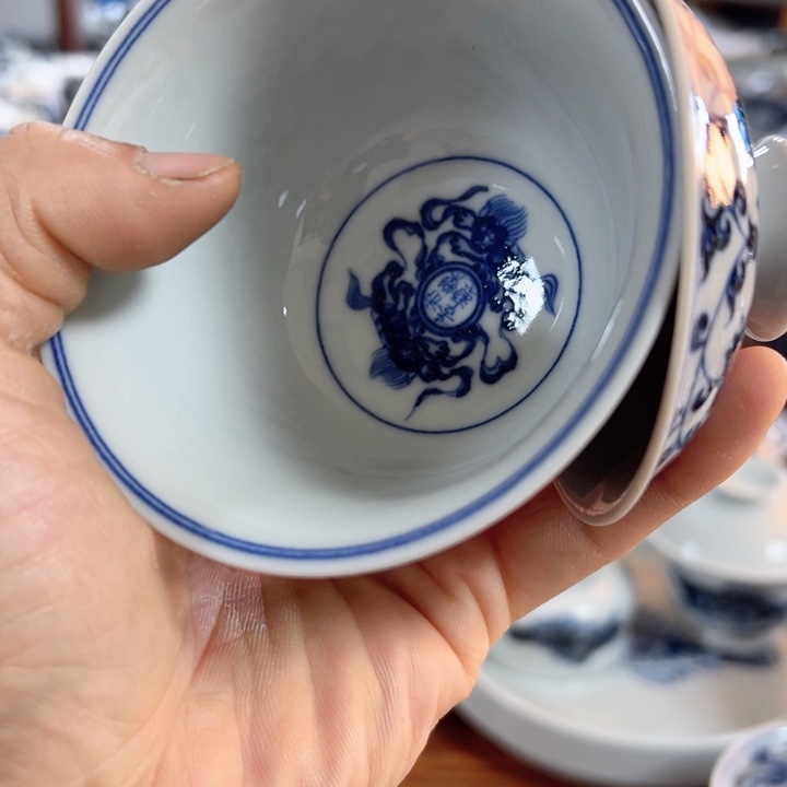 大****哥直拍真的让大家眼前变亮起来