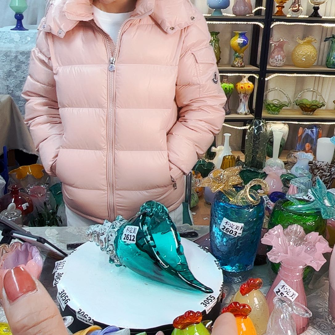 2612海螺黑斑家悦琉璃工艺品不完美