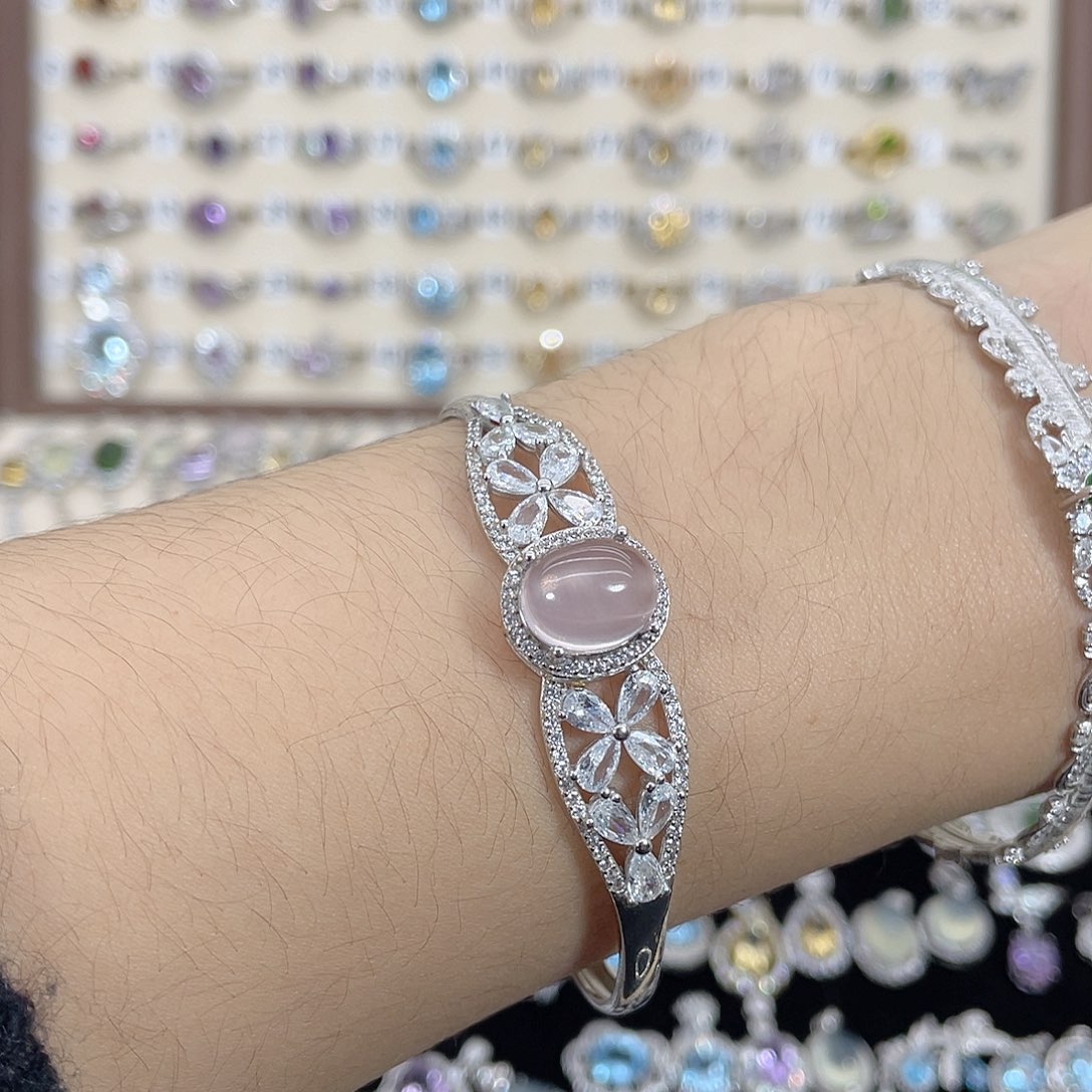 用***5手链银S925镶嵌芙蓉石