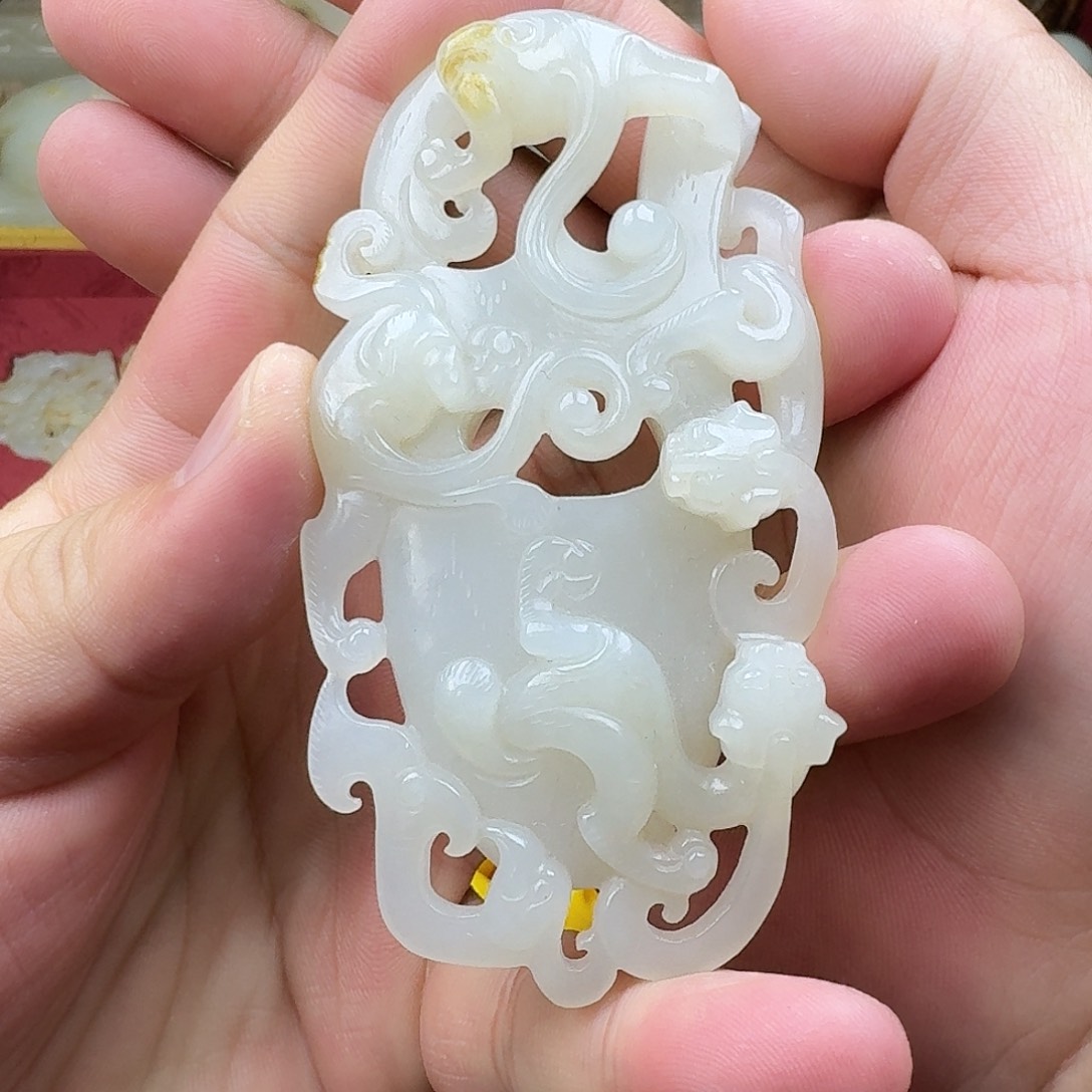 和田玉（糖玉）挂件未镶嵌