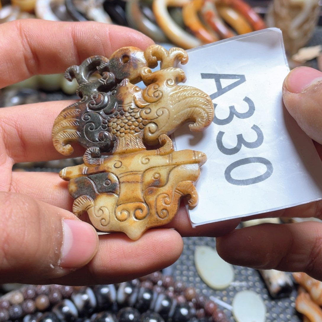 和田玉（糖玉）挂件未镶嵌