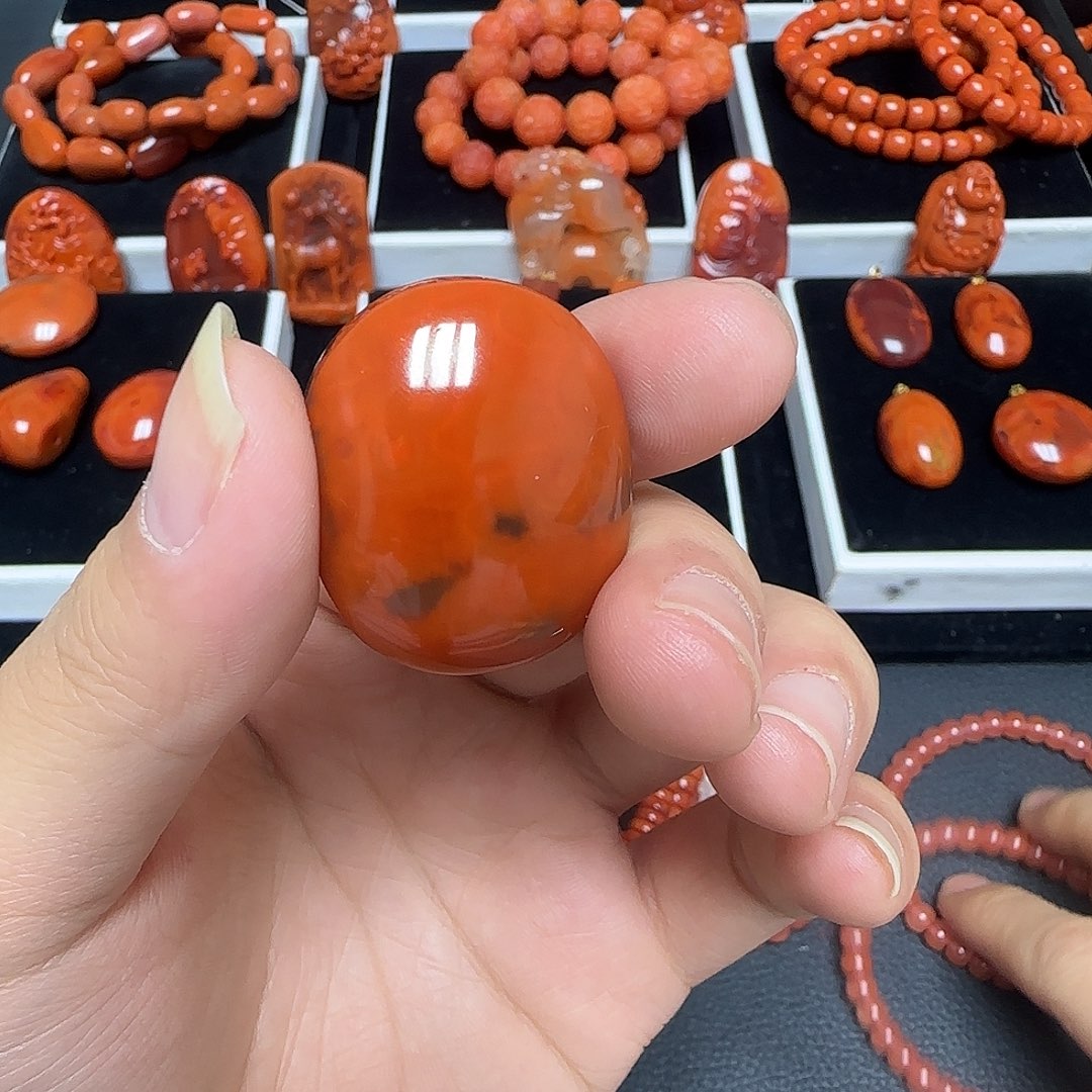 南红玛瑙未镶嵌颈饰