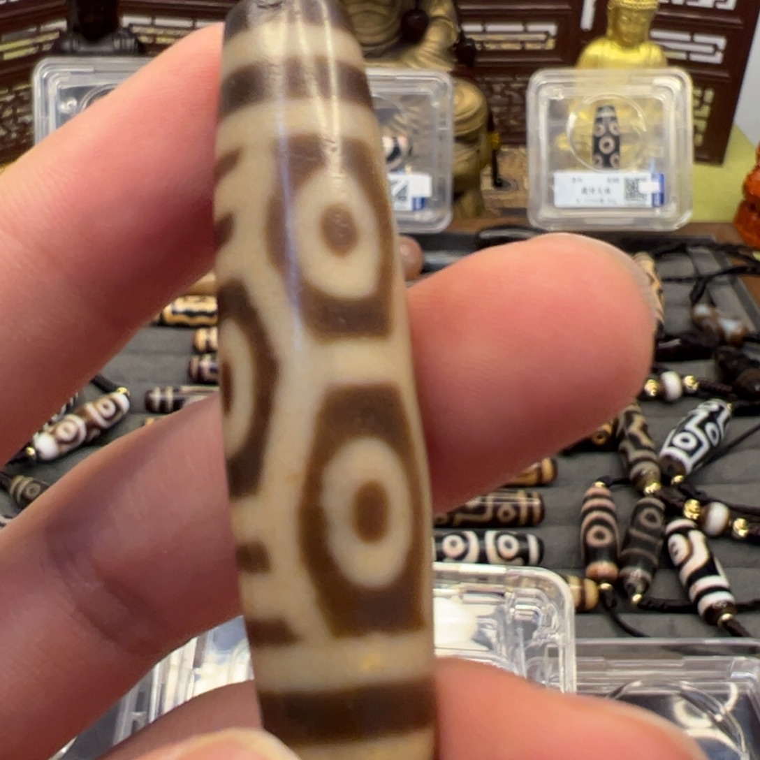 轻***山玛瑙/玉髓未镶嵌颈饰