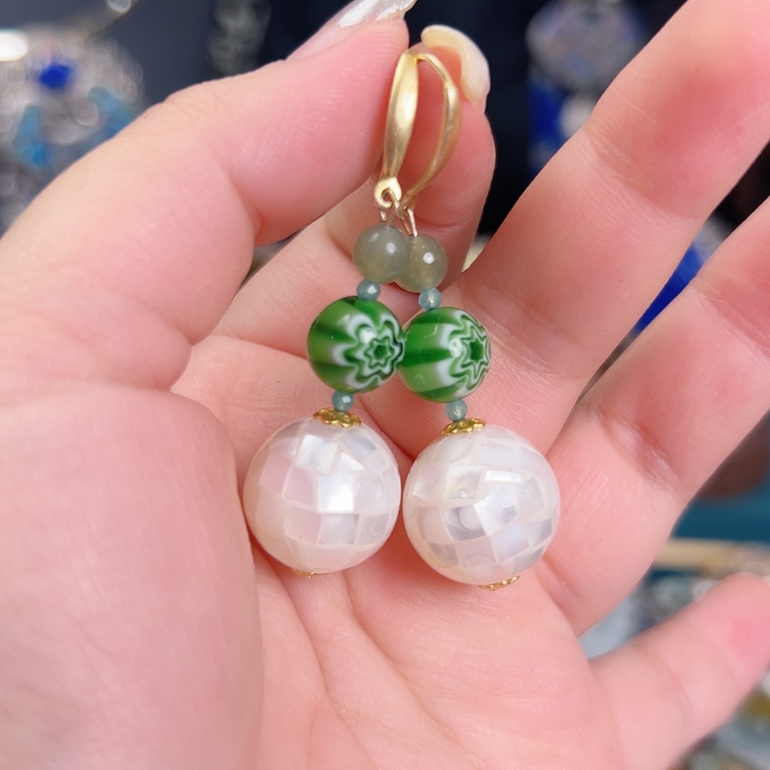 玛瑙未镶嵌挂件耳环