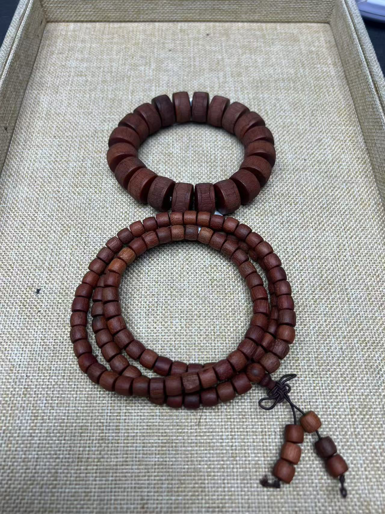 B105越南芽庄红棋沉香18mm