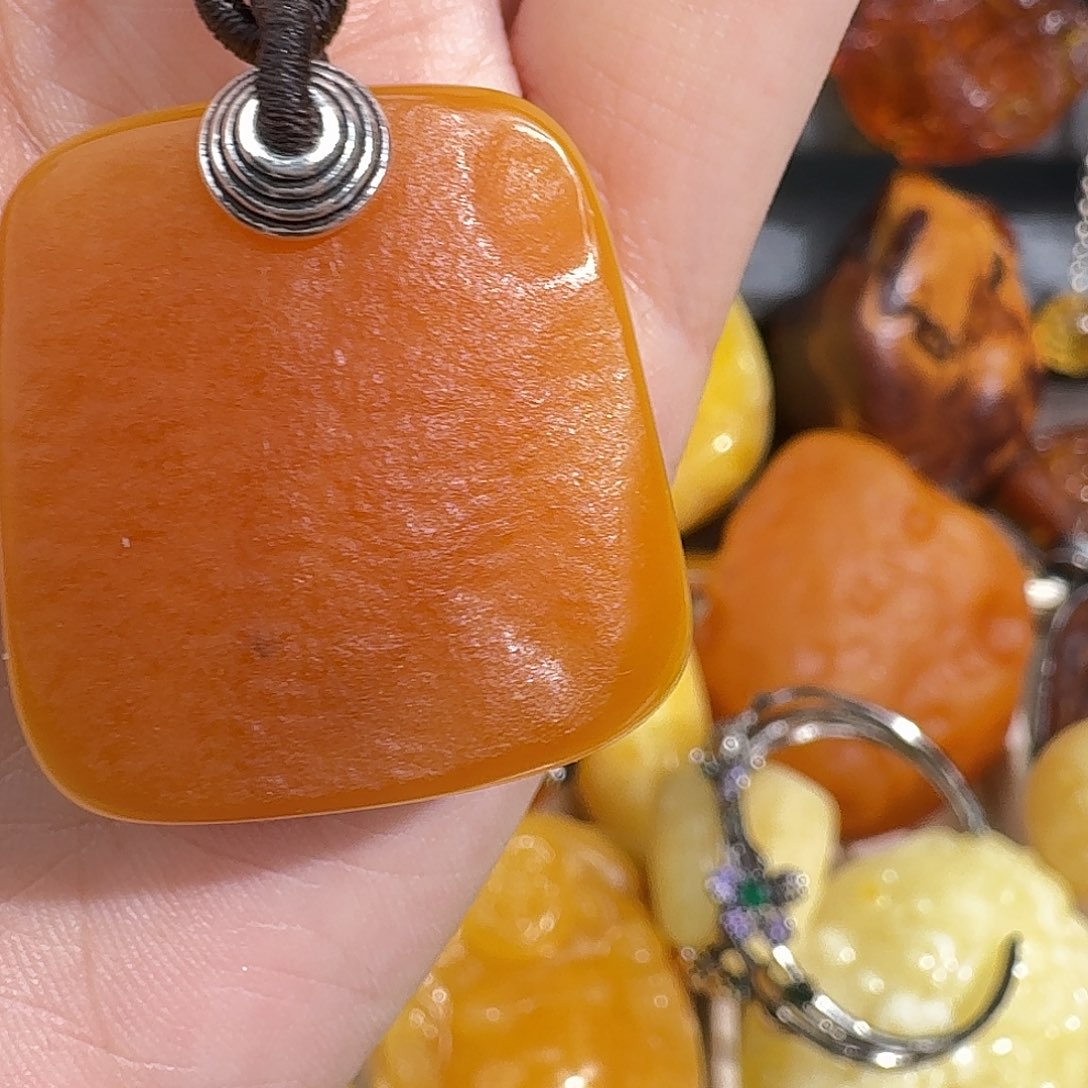 缘***萌琥珀未镶嵌裸石你