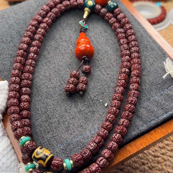 村***娃吊坠金刚菩提黑金