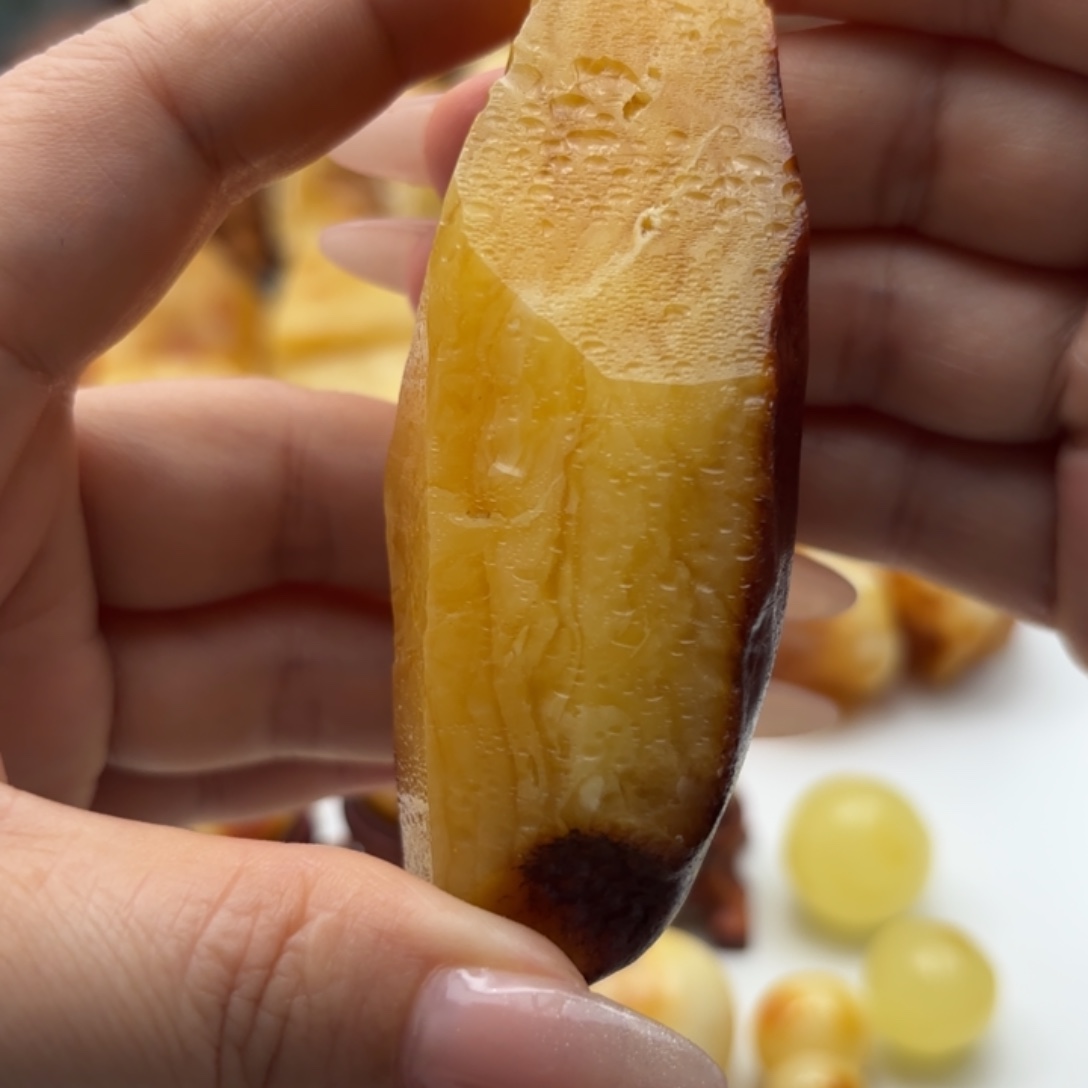 定制琥珀未镶嵌一***?琥珀