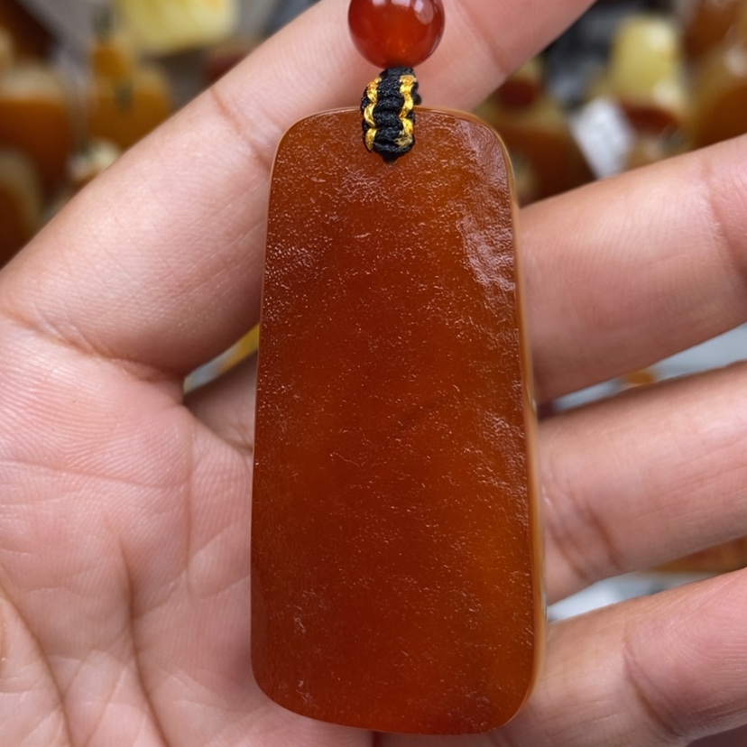 【闪购商品】琥珀颈饰未镶嵌