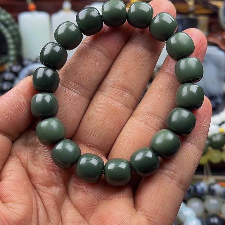 未镶嵌手串和田玉