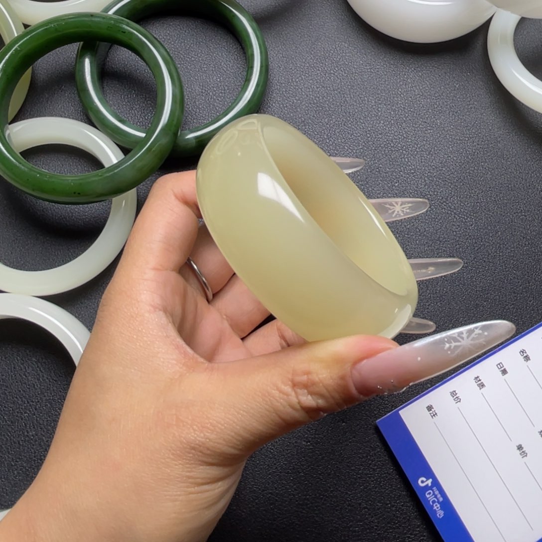 李***楼58圈口大宽黄口轮胎