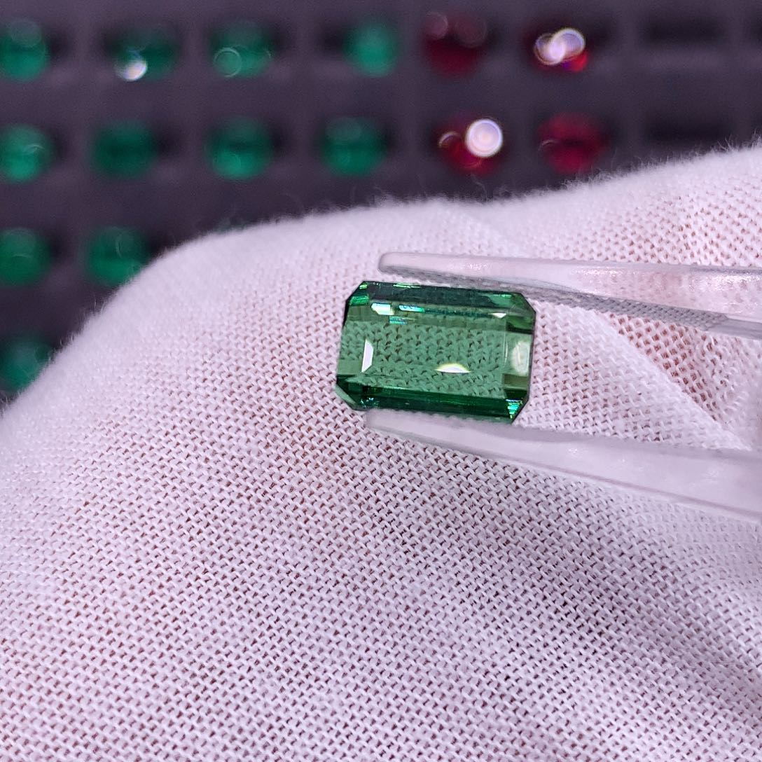 未镶嵌珠宝半成品碧玺9887755456669