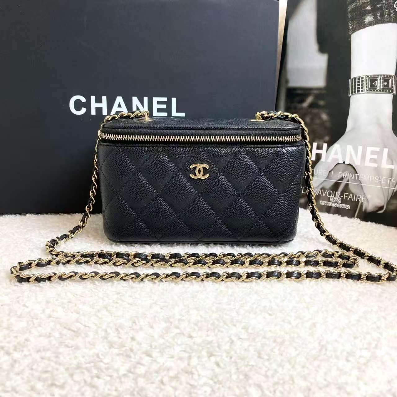 99新 Chanel/香奈儿 22S黑金牛长盒子/ 12566602/代卖服务/12期
