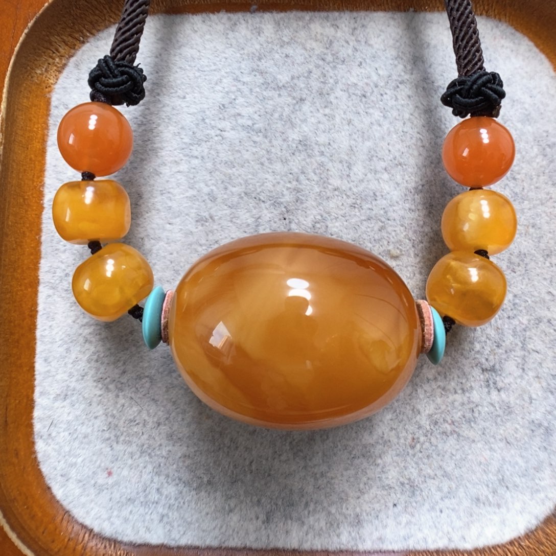 蜜蜡颈饰未镶嵌蜜蜡