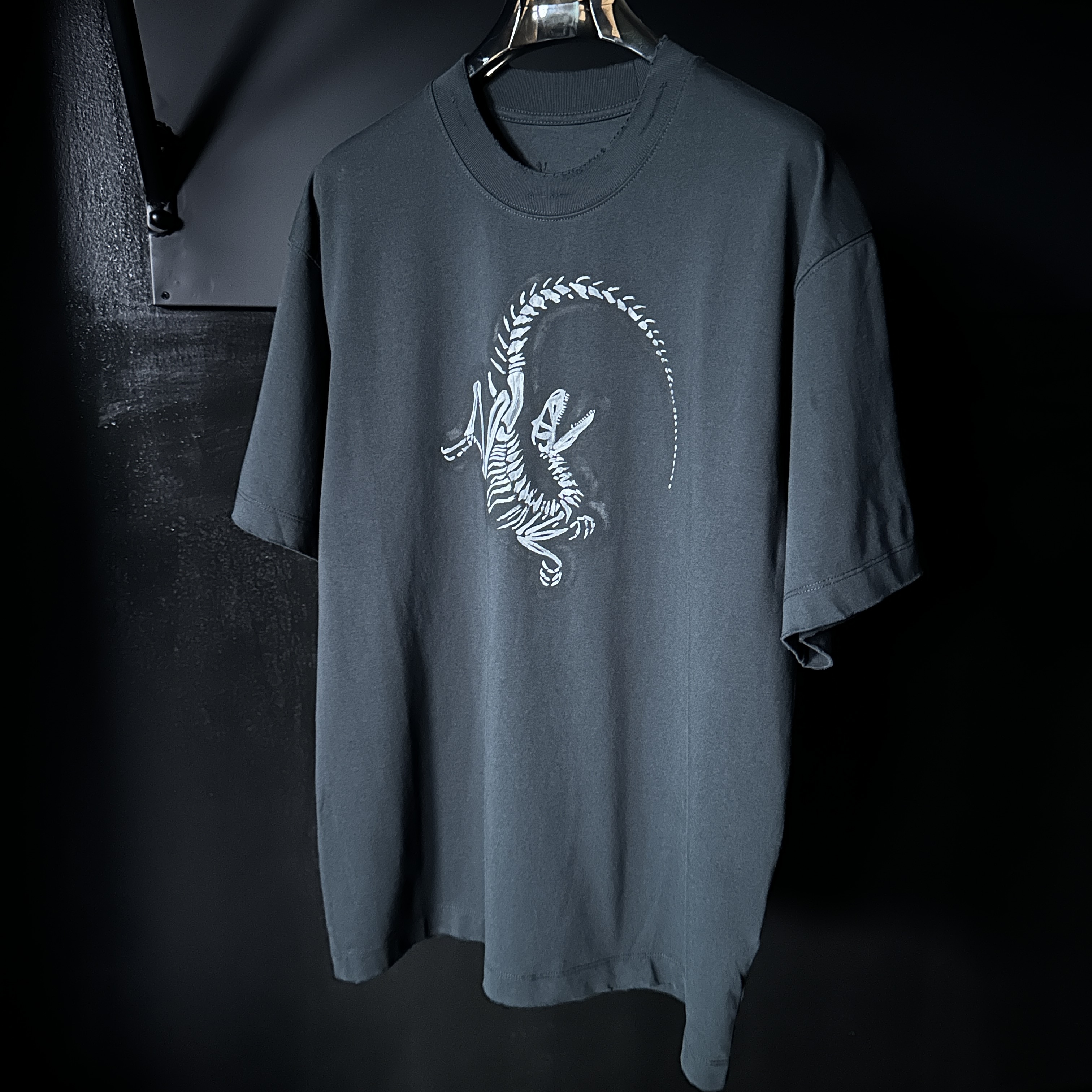 【CLFEERIN】手绘系列速写风恐龙化石重磅洗水宽松做旧夏季短袖