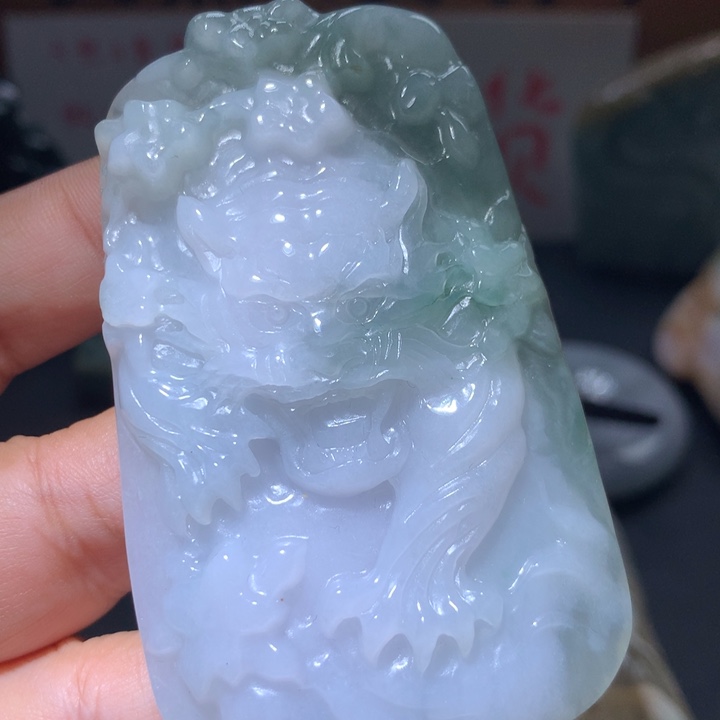 翡翠未镶嵌颈饰保真天然A货翡翠