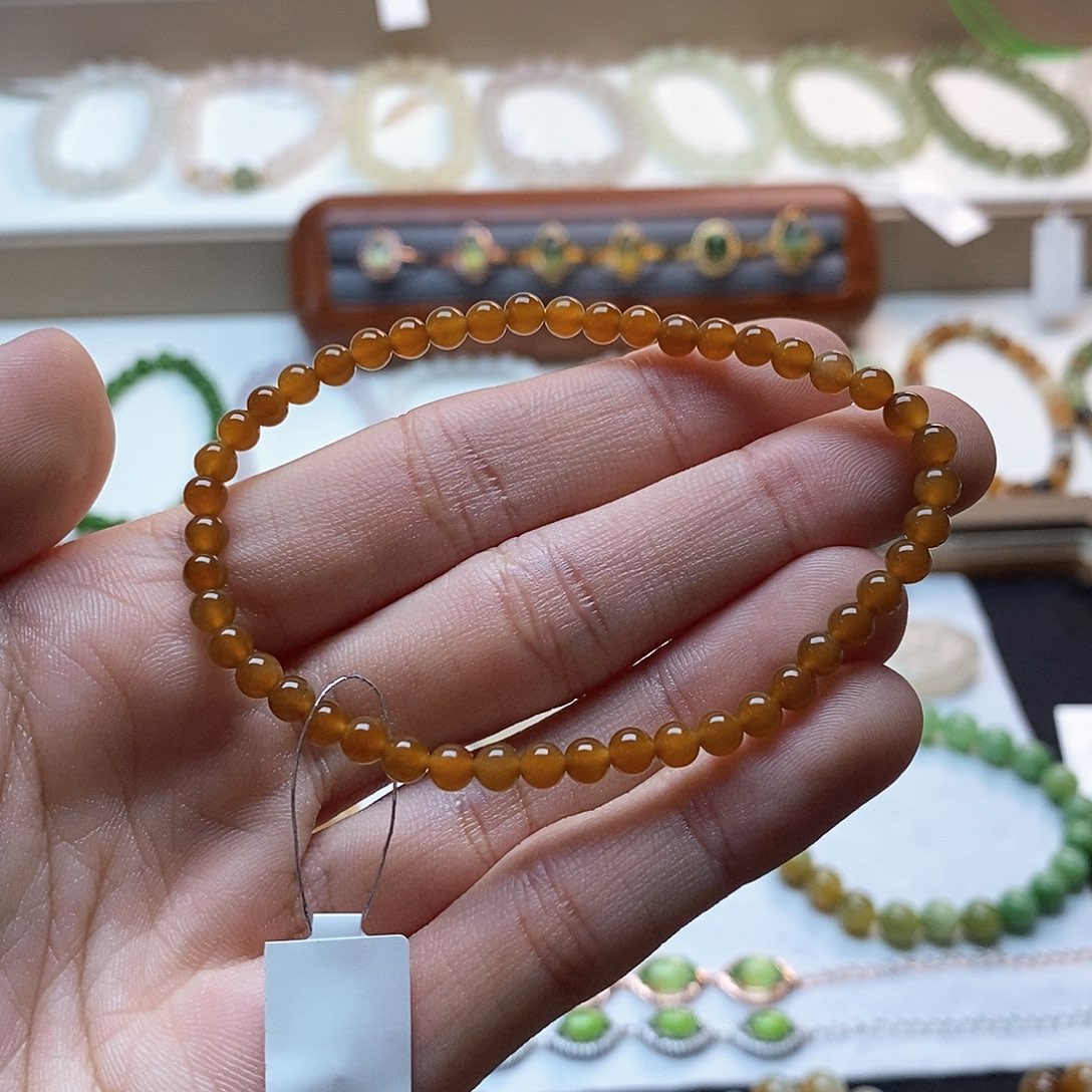 和田玉手链未镶嵌且末红糖小米珠