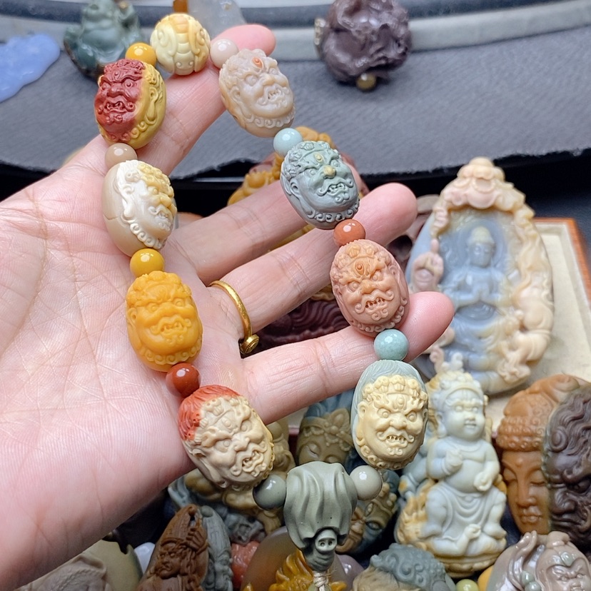 【闪购商品】定制石英质玉吊坠未镶嵌