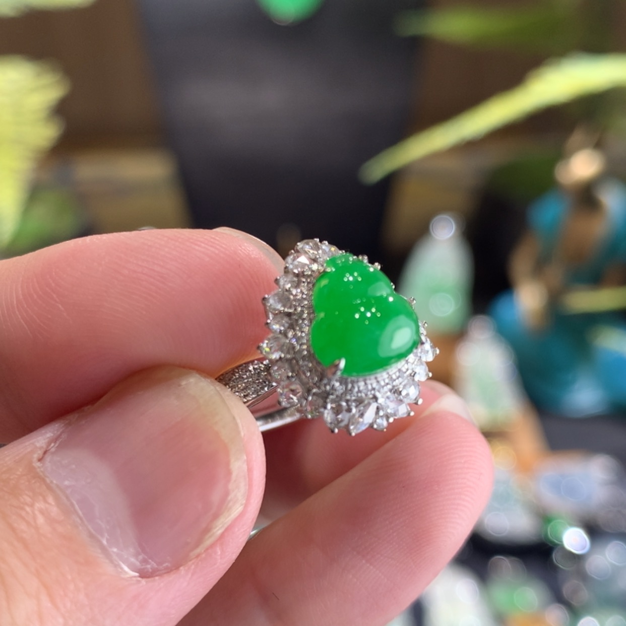 【闪购商品】翡翠颈饰18K金镶嵌葫芦