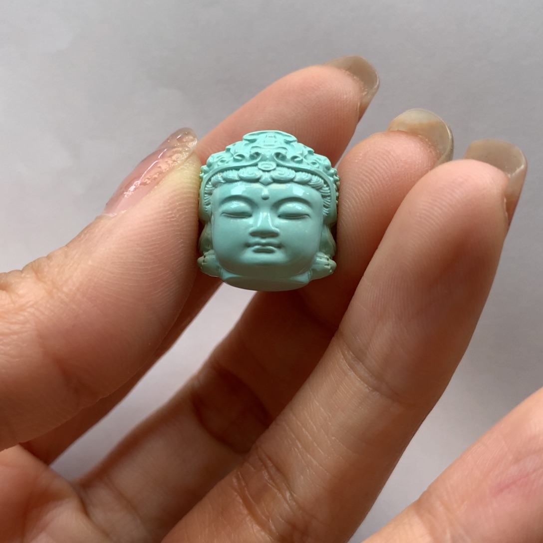 绿松石配饰未镶嵌