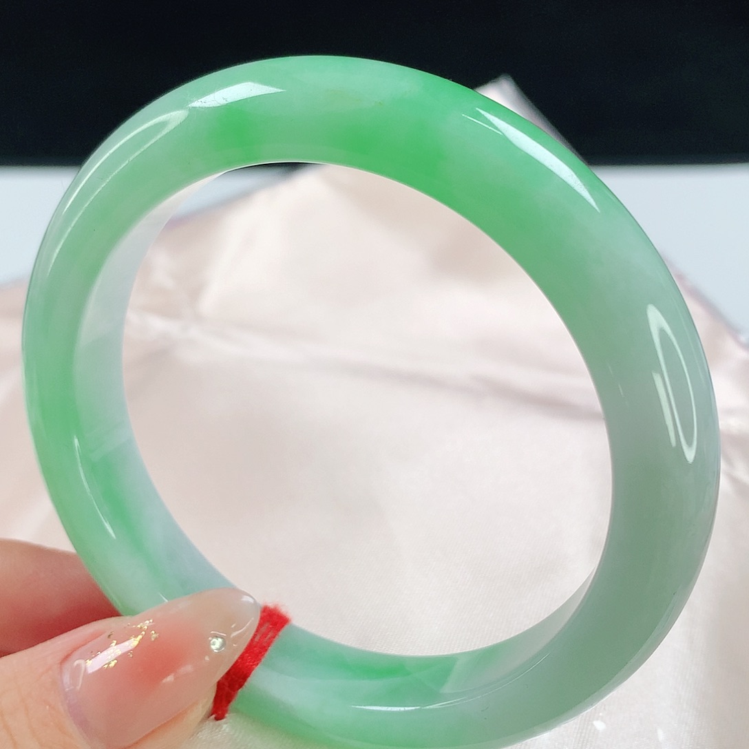 未镶嵌手镯翡翠688