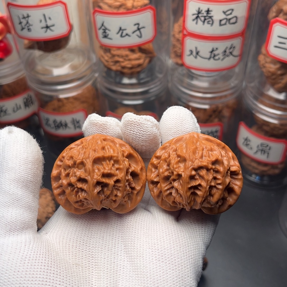 文玩核桃把件43老树宫灯