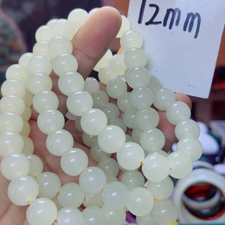 蛇纹石玉未镶嵌项链