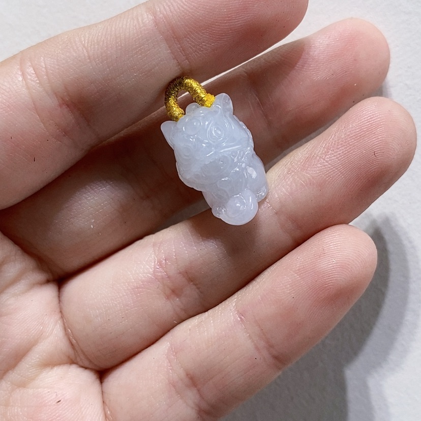 【闪购商品】翡翠未镶嵌颈饰