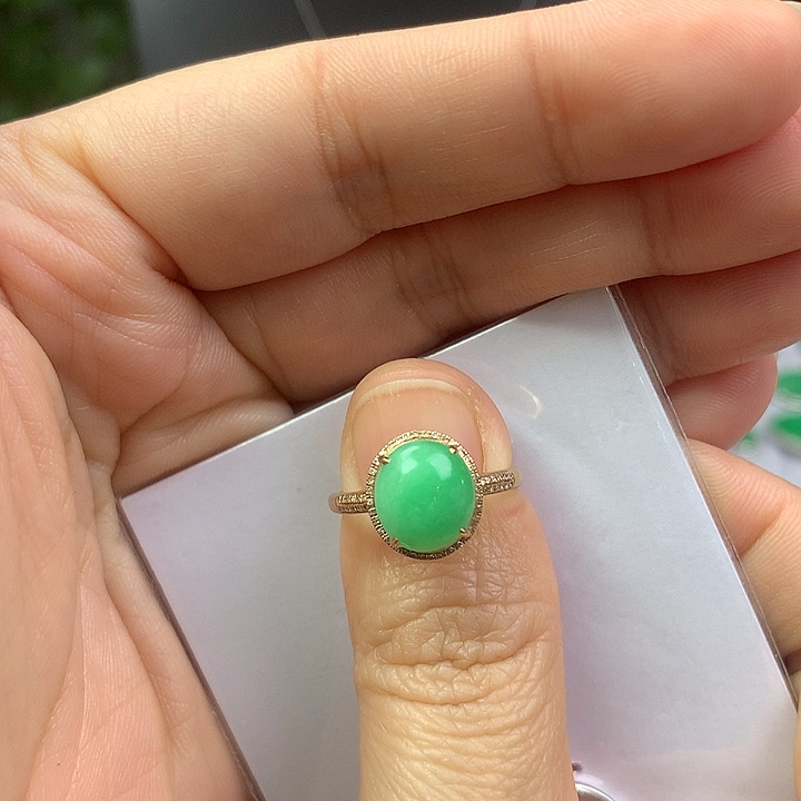 丽***姐翡翠18K金镶嵌颈饰翡翠首饰