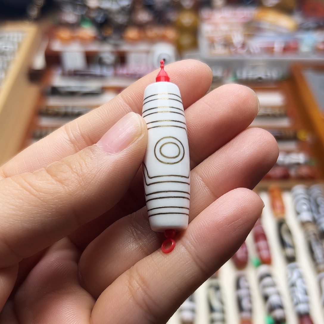 H***²玛瑙/玉髓未镶嵌颈饰