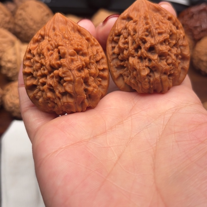 文玩核桃把件月**步官帽39