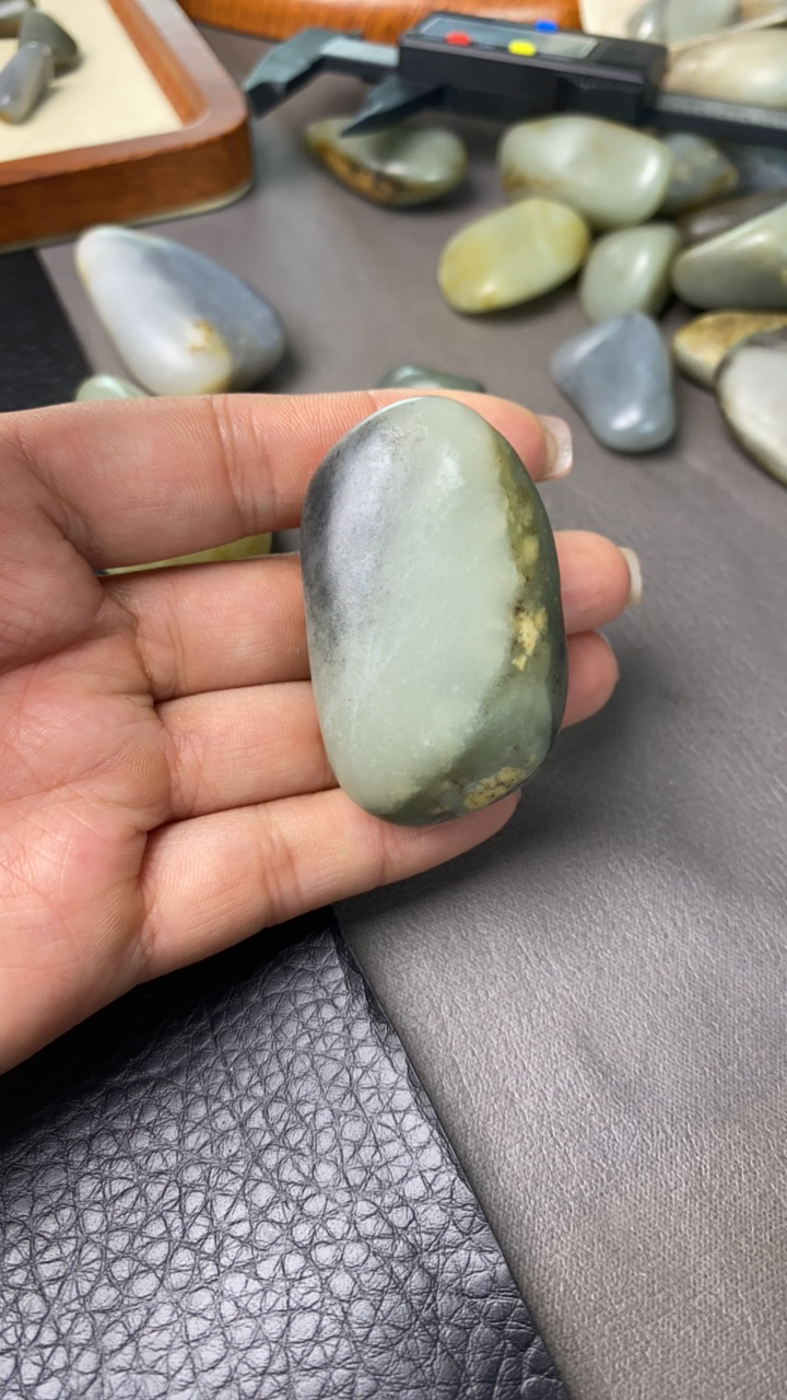 新疆和田玉吊坠33