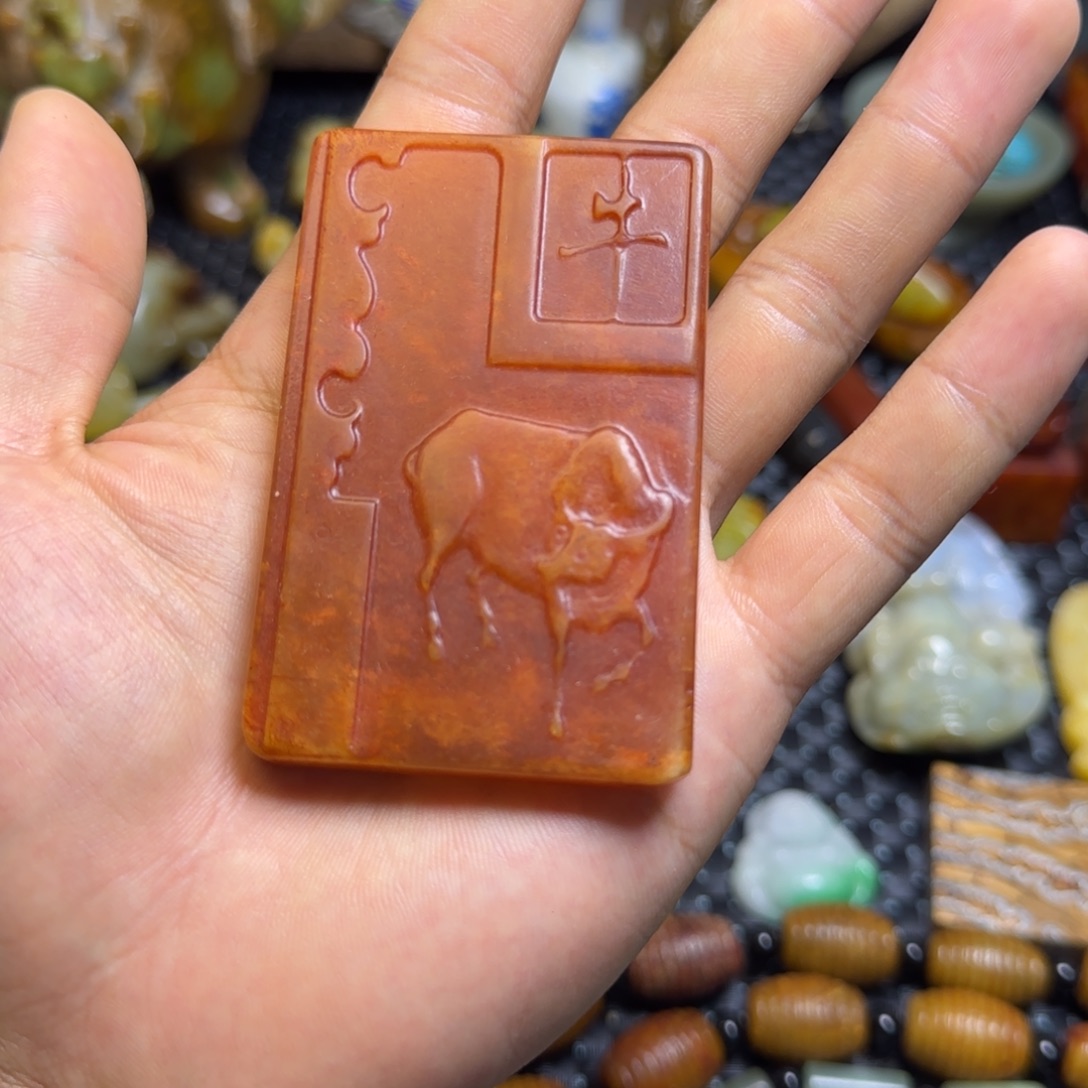 未镶嵌蛇纹石玉颈饰