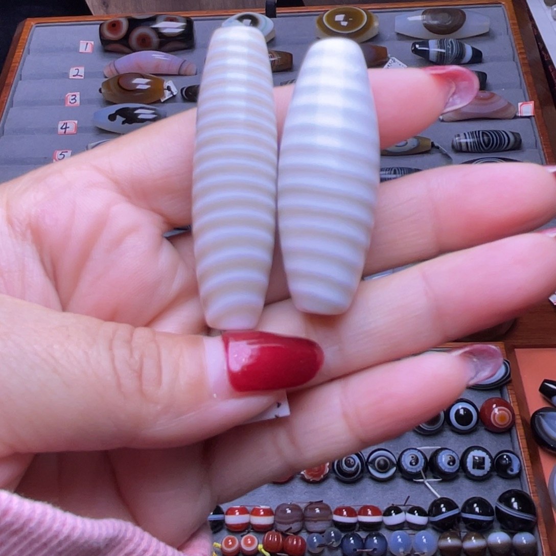 木***每玛瑙/玉髓未镶嵌颈饰