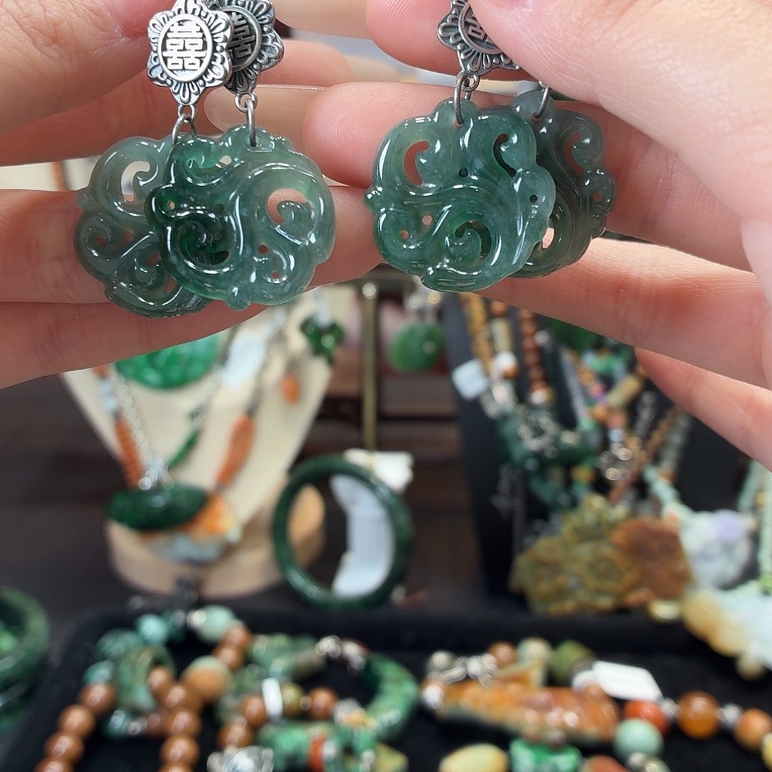 翡翠未镶嵌耳饰多样性发一耳饰