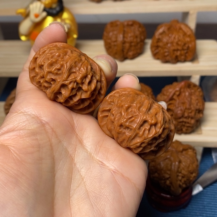 八***！文玩核桃把件宫灯