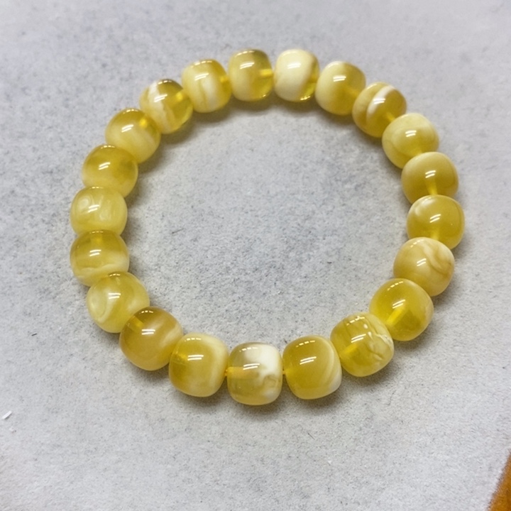 未镶嵌蜜蜡裸石串