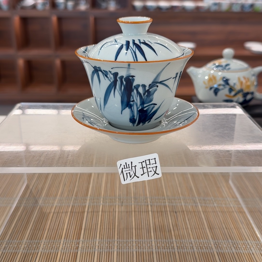 釉下手绘茶具微瑕