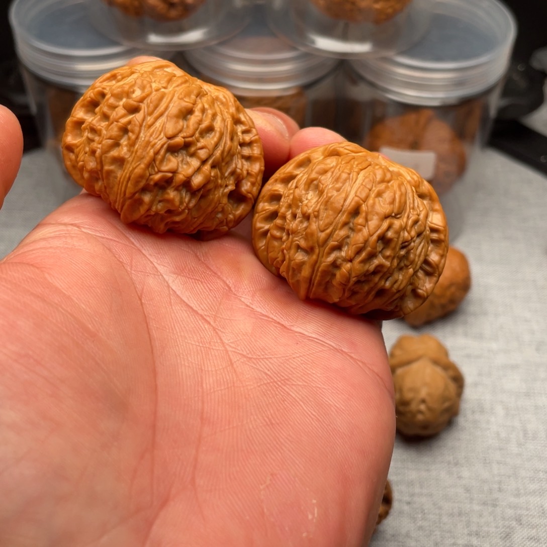 文玩核桃把件全品闷白